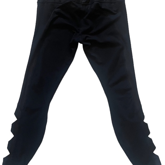 Athleta Cobra Tight Leggings with diamond cut out detail size S - Picture 8 of 10